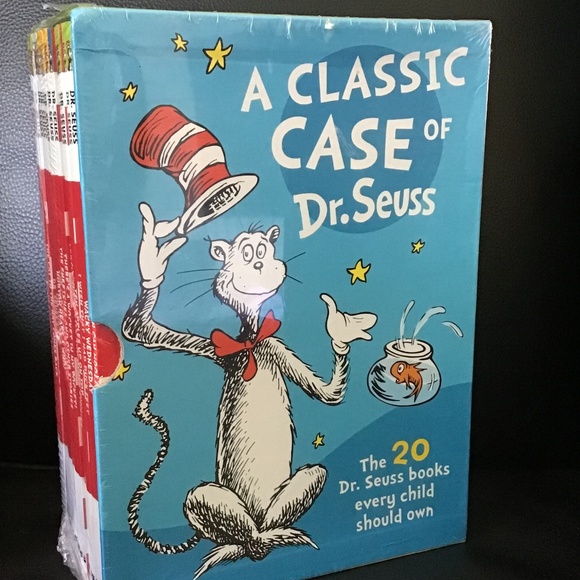 NWT - A Classic Case of Dr. Seuss book collection - Picture 1 of 4